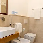 Minerva Hotel 2*
