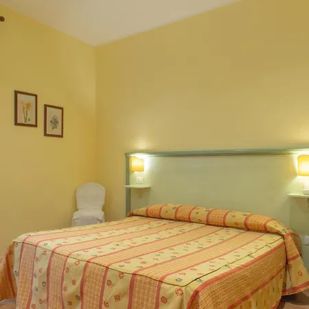 Hotel Minerva 2*