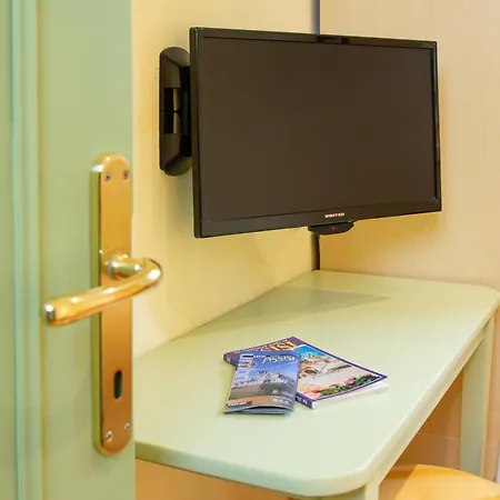 Minerva فندق أسيسي