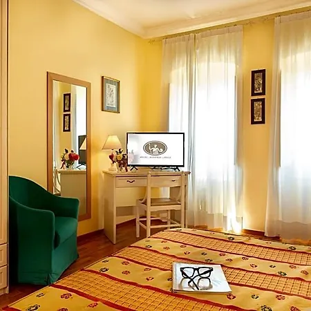 Minerva Hotel Asís