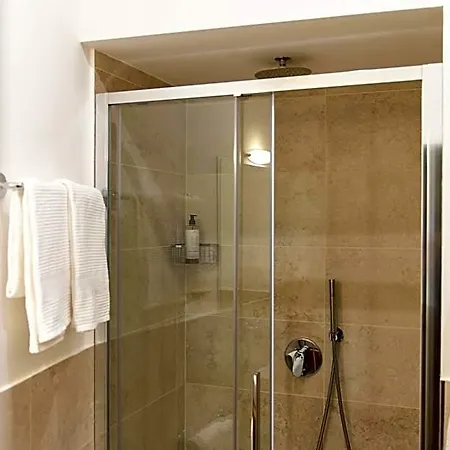 Minerva Otel 2*