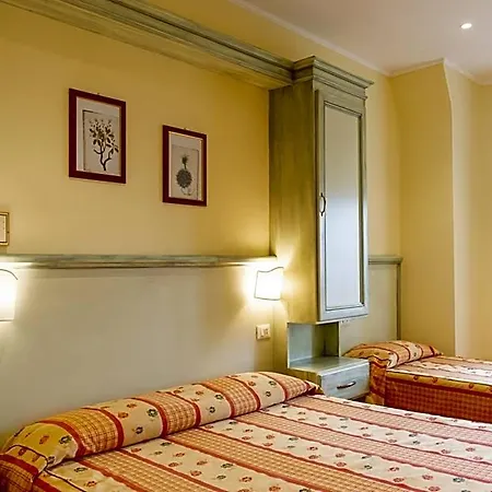 Minerva Hotel 2*
