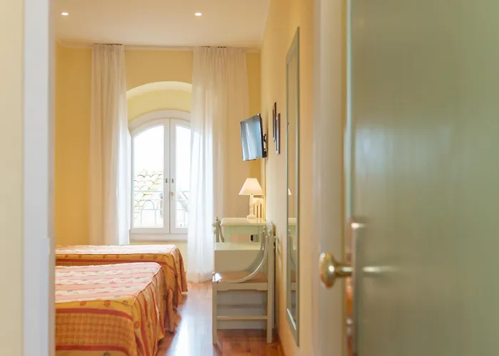 ミネルバ 2* アッシジ